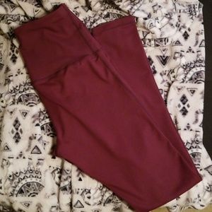 QUEENIEKE Maroon leggings